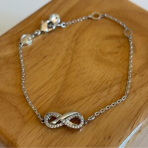 Swarovski Hyperbola Infinity Bracelet